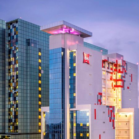 Ibis Jakarta Harmoni Exterior photo