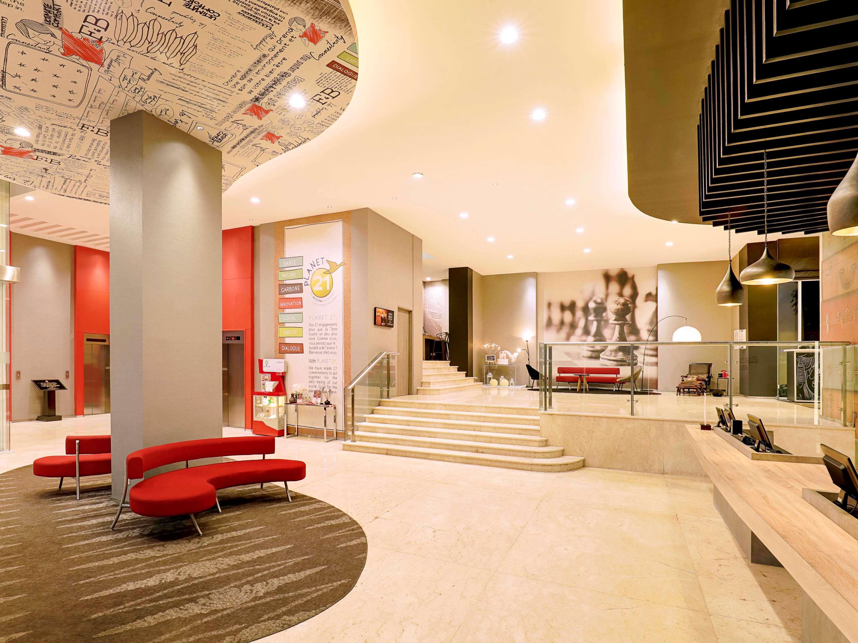 Ibis Jakarta Harmoni Exterior photo